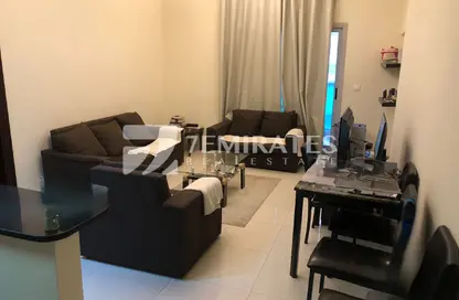 شقة - غرفة نوم - 1 حمام للايجار في مساكن النخبة رقم 5 - مساكن النخبة الرياضية - مدينة دبي الرياضية - دبي