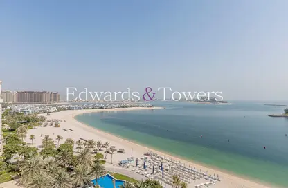 Apartment - 4 Bedrooms - 5 Bathrooms for rent in Al Sultana - Shoreline Apartments - Palm Jumeirah - Dubai
