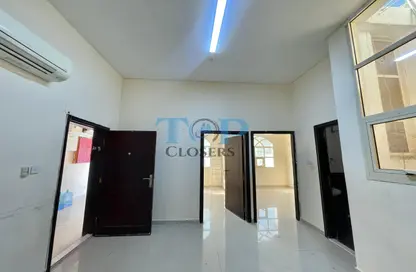 شقة - 3 غرف نوم - 2 حمامات للايجار في مريفية - المرخانية - العين