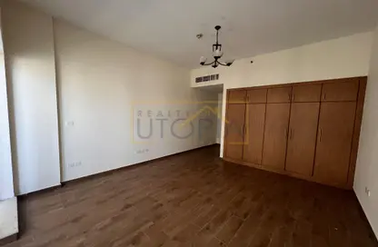 Empty Room image for: Apartment - 1 Bedroom - 2 Bathrooms for rent in Al Nahda 1 - Al Nahda - Dubai, Image 1