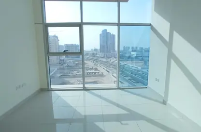 Apartment - 1 Bedroom - 2 Bathrooms for rent in Alza 11 - Dubai Land - Dubai