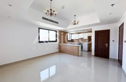Apartment - 1 Bedroom - 2 Bathrooms for rent in Sultan Residences - Al Muraqqabat - Deira - Dubai