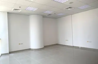 Office Space - Studio - 1 Bathroom for rent in Park Lane Tower - Business Bay - Dubai