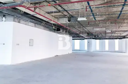 Spacious Floor I Panoramic View I Prime Location