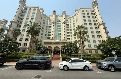 Apartment - 3 Bedrooms - 2 Bathrooms for sale in Al Haseer - Shoreline Apartments - Palm Jumeirah - Dubai