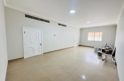 فيلا - 5 غرف نوم للايجار في فيلات مدينة خليفة آيه - مدينة خليفة أ - مدينة خليفة - أبوظبي