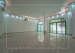 Retail - 5 bathrooms for rent in Mankhool - Bur Dubai - Dubai
