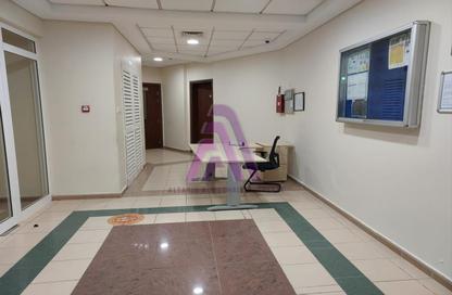 Apartment - 1 Bathroom for rent in IC1-EMR-02 - Emirates Cluster - International City - Dubai
