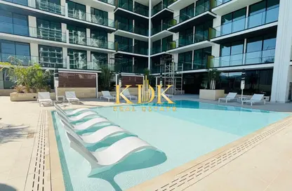 شقة - غرفة نوم - 2 حمامات للبيع في بن غاطي عنبر - منطقة 11 - قرية الجميرا سركل - دبي