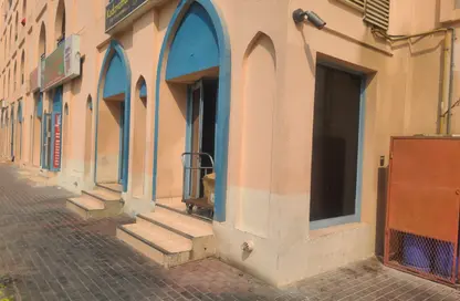 متجر - استوديو - 1 حمام للبيع في طراز فارسي - المدينة الدولية - دبي