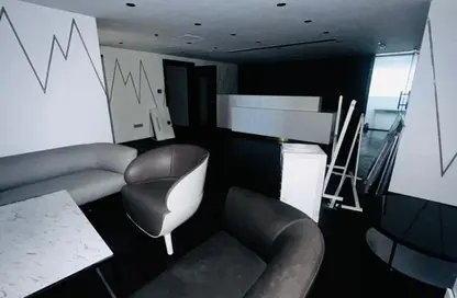 Business Centre - Studio - 4 Bathrooms for rent in Fairmont Hotel - Sheikh Zayed Road - Dubai