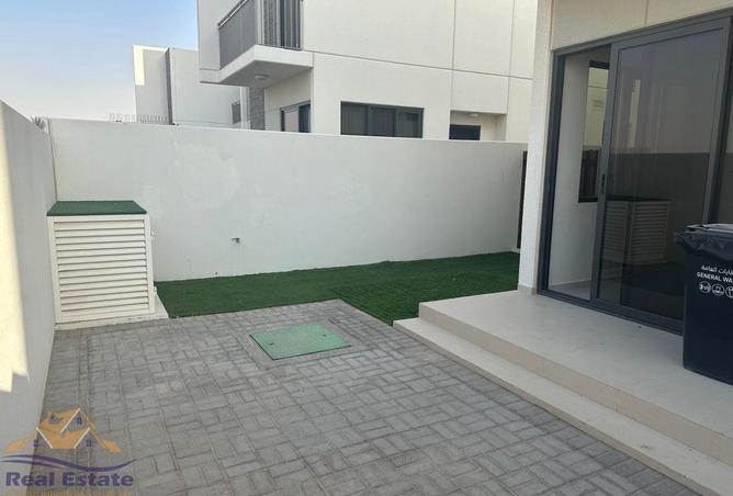 16039000 - Property Image 2