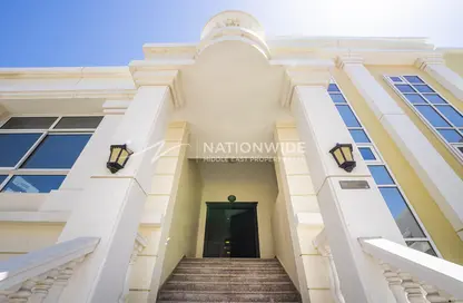 فيلا - استوديو - 7 حمامات للبيع في قرية الفرسان - مدينة خليفة - أبوظبي