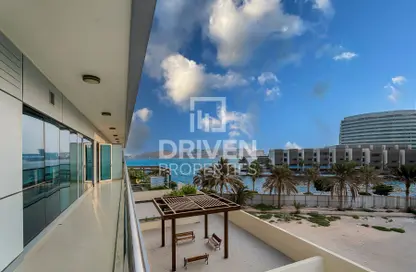 Apartment - 2 Bedrooms - 3 Bathrooms for rent in Jamam Residence - Al Raha Beach - Abu Dhabi