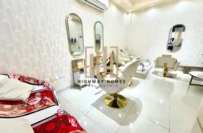 متجر - استوديو - 1 حمام للبيع في حوشي 1 - حوشي - البادي - الشارقة