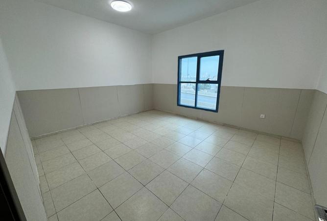 15893432 - صورة العقار 3