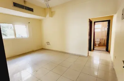 Apartment - 1 Bedroom - 1 Bathroom for rent in Abu shagara - Sharjah