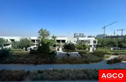 Apartment - Studio - 1 Bathroom for sale in Zahra Apartments 2A - Zahra Apartments - Town Square - Dubai