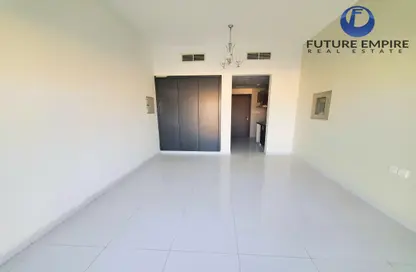 Apartment - Studio - 1 Bathroom for rent in Saih Shuaib 2 - Dubai Industrial City - Dubai