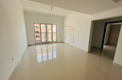 Apartment - 1 Bedroom - 2 Bathrooms for rent in Spanish Tower - Dubai Sports City - Dubai