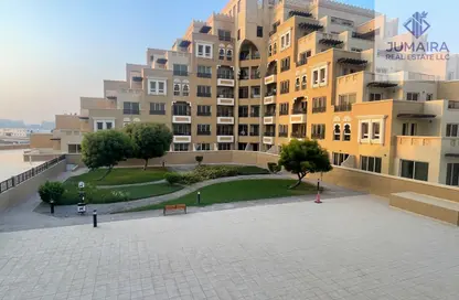 شقة - غرفة نوم - 2 حمامات للايجار في كهرمان - باب البحر - جزيرة المرجان - رأس الخيمة