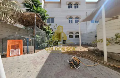 Villa - 5 Bedrooms - 7+ Bathrooms for rent in Villa Compound - Khalifa City - Abu Dhabi