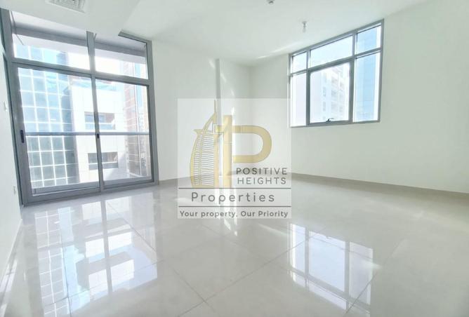 Chiller Free | Best Offer | Close to MOE