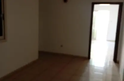 Apartment - 2 Bedrooms - 2 Bathrooms for rent in Rolla Square - Rolla Area - Sharjah