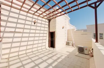 Villa - 4 Bedrooms - 4 Bathrooms for rent in Al Niyadat - Al Ain