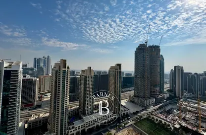 Apartment - 2 Bedrooms - 2 Bathrooms for rent in Burj Royale - Downtown Dubai - Dubai
