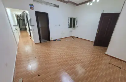 شقة - 2 غرف نوم - 2 حمامات للايجار في العامريه - الجيمي - العين