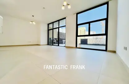 Apartment - 2 Bedrooms - 3 Bathrooms for sale in Iris Amber - Al Jaddaf - Dubai