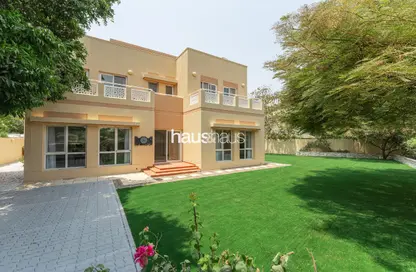Villa - 4 Bedrooms - 5 Bathrooms for rent in Meadows 5 - Meadows - Dubai