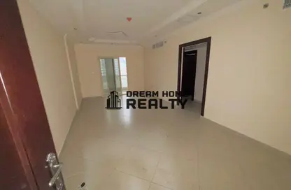 Apartment - 1 Bedroom - 2 Bathrooms for rent in Al Taawun - Sharjah