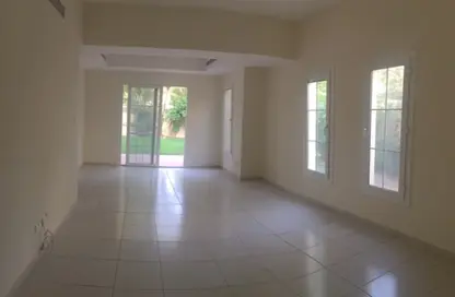 Villa - 3 Bedrooms - 3 Bathrooms for rent in Springs 8 - The Springs - Dubai