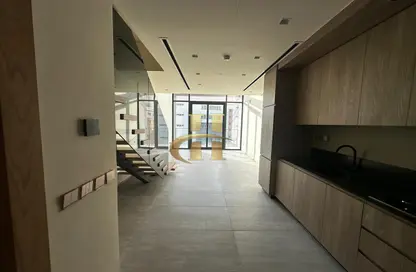 Apartment - 1 Bedroom - 2 Bathrooms for rent in The Autograph - Jumeirah Village Circle - Dubai