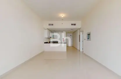Apartment - 1 Bedroom - 2 Bathrooms for rent in Golf Promenade 3B - Golf Promenade - DAMAC Hills - Dubai