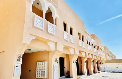 Villa - 2 Bedrooms - 3 Bathrooms for rent in Zone 4 - Hydra Village - Abu Dhabi