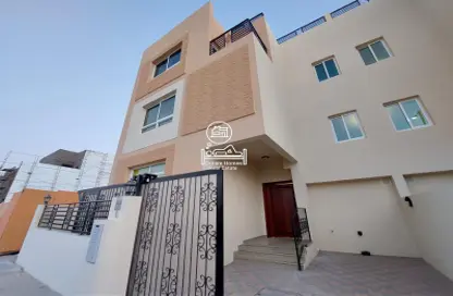 فيلا - 3 غرف نوم - 4 حمامات للايجار في مدينة زايد (مدينة خليفة ج) - مدينة خليفة - أبوظبي