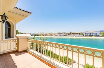 Villa - 4 Bedrooms - 5 Bathrooms for sale in Garden Homes Frond E - Garden Homes - Palm Jumeirah - Dubai