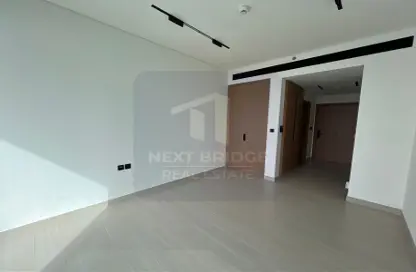 شقة - 1 حمام للايجار في بن غاطي أزور - قرية الجميرا سركل - دبي