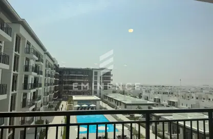 Apartment - 2 Bedrooms - 3 Bathrooms for rent in The Regent - Town Square - Dubai