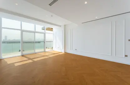 Apartment - 2 Bedrooms - 3 Bathrooms for rent in The 8 - The Crescent - Palm Jumeirah - Dubai