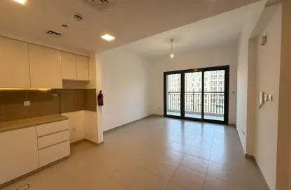 Apartment - 1 Bedroom - 1 Bathroom for rent in Hayat Boulevard-1B - Hayat Boulevard - Town Square - Dubai