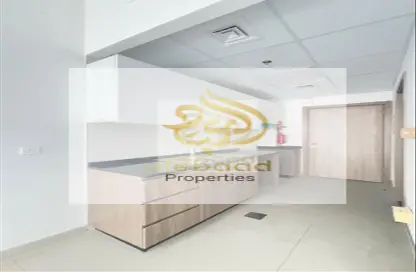 Apartment - Studio - 1 Bathroom for rent in Al Warsan 4 - Al Warsan - Dubai