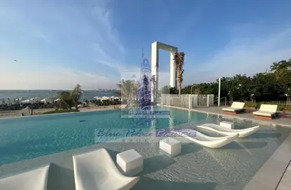 Apartment - 2 Bedrooms - 2 Bathrooms for sale in La Vie - Jumeirah Beach Residence - Dubai