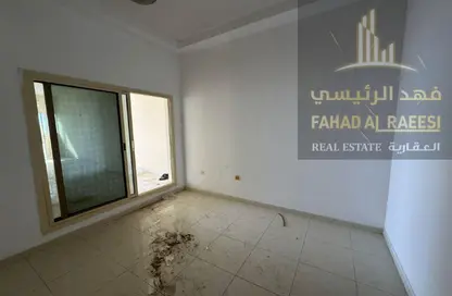 Apartment - 5 Bedrooms - 3 Bathrooms for rent in Gulf Tower - Emirates City - Ajman