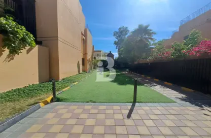 Villa - 4 Bedrooms - 5 Bathrooms for rent in Al Musalla Area - Al Karamah - Abu Dhabi