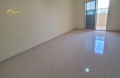 شقة - غرفة نوم - 2 حمامات للايجار في فلل الروضة 3 - 3 الروضة - الروضة - عجمان شقة - غرفة نوم - 2 حمامات للايجار في فلل الروضة 3 - 3 الروضة - الروضة - عجمان