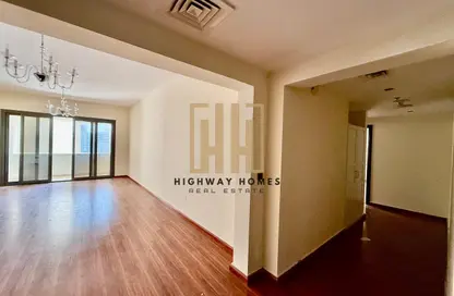 Apartment - 2 Bedrooms - 4 Bathrooms for rent in Majestic Tower - Al Taawun Street - Al Taawun - Sharjah